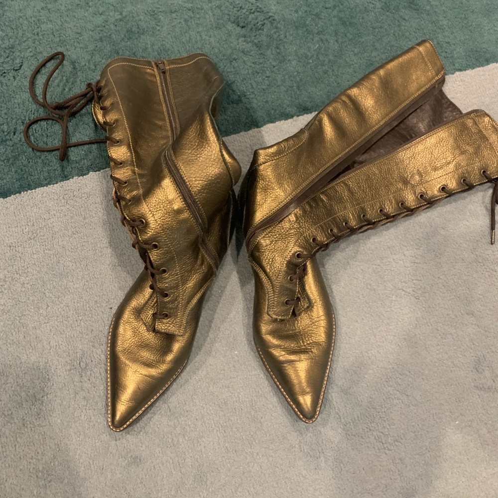 Charles Nolan knee high elegant boots size European 37 1/2, US FITS 7-7 1/2